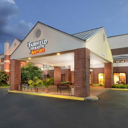 Fairfield Inn & Suites By Marriott Charlottesville North Екстериор снимка